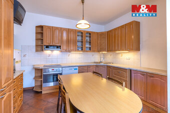 Prodej rodinného domu, 310 m², Karlovy Vary, St. Kysibelská - 10