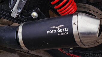 Moto Guzzi V7 STONE 2024 - 10