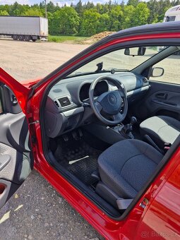 Renault Clio II - 10