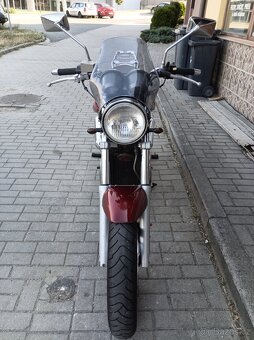 Suzuki VX 800 - 10