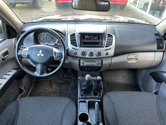 2.5DI-D Double Cab Intense 4x4 - 10