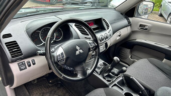 2.5DI-D  Double Cab Intense  4x4 - 10
