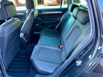 Volkswagen Passat 2,0 TDI / MATRIX / TAŽNÉ / 2021 - 10
