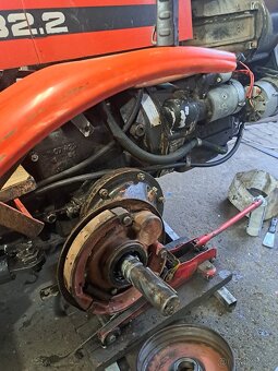 MT8 132.2 - hydraulické řízení - 10