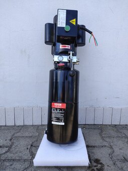 zvedák mobilní hever z DDR nový olej přetěsněný po inspekci - 10