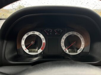 Škoda octavia rs 1.8t 132kw - 10