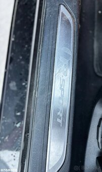 Jaguar XE 30t RWD R-Sport - 10
