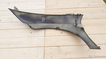 Seat LEON II – Blatníky přední LC9Z - 10