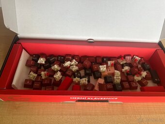 Mechanická herní klávesnice - 10