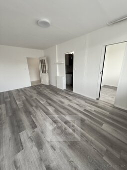 Pronájem bytu 2+1 56 m², Praha - Vršovice, ev.č. N08635 - 10