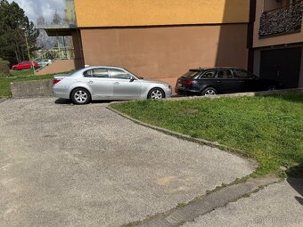 BMW E60 525i - 10