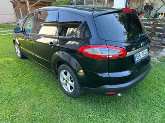 Ford S-Max - 10