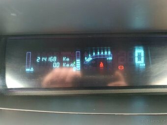 Renault Espace 2.0 dci - 10
