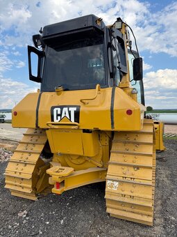 Buldozer CAT D6N XL-TOP STAV-Nový podvozek - 10