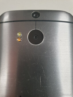 HTC One (M8) - 10