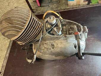 CZ 150 motor - 10