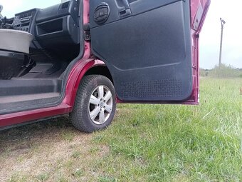 VW T4 Caravelle 2,5 TDI 4x4 - 10