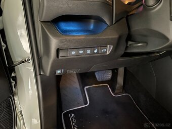 Toyota RAV4 2,5 hybrid 4x4 EXECUTIVE - 10