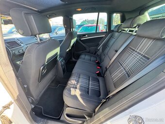 VW TIGUAN 2.0TDI 110kw LOUNGE KAMERA 2016 PANORAMA - 10