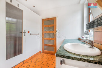 Prodej rodinného domu, 262 m², Velemín - 10