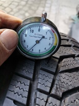 215/65/17 zimni pneu CONTI a HANKOOK 215/65 R17 - 10