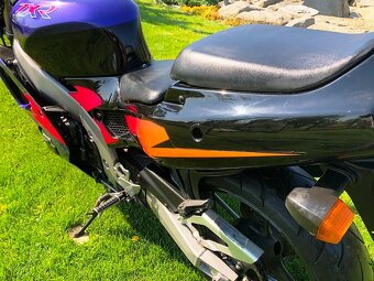 Kawasaki ZXR 400, sbírkový stav Nová cena - 10