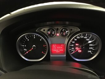 Ford Focus - 10