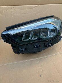 Mercedes-Benz GLA W247 B-class svetlo prave leve - 10