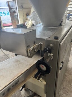 Dělička těsta Glimek SD 180 - 10