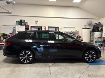 Superb 3 2TDI DSG 147kw Sportline Virtual Matrix M.rok2023 - 10