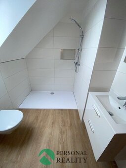 Pronájem rodinného domu 4+1, 140 m2, Libušín - okr. Kladno - 10