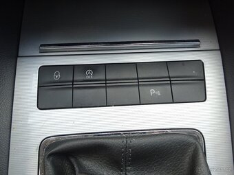 Škoda Octavia 1,6 TDi r.v. 2017 (81 kw) po rozvodech - 10