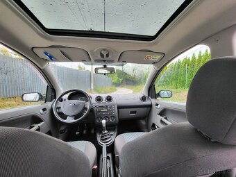 Ford Fiesta MK5 1.4i benzin - 10