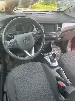 Opel Crossland - 10