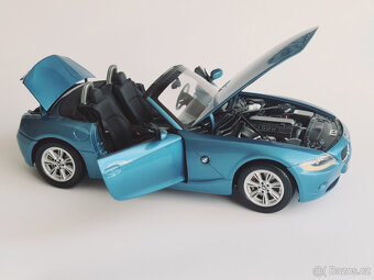 bmw Z4 e85 1:18 kyosho - 10