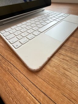 Apple IPAD 2018 PRO 64GB VČETNĚ KLÁVESNICE A TUŽKY - 10