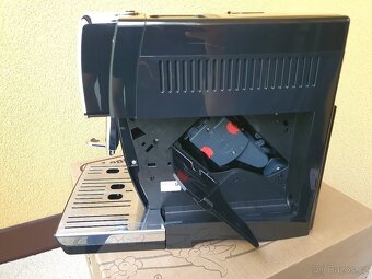 Kávovar DeLonghi Dinamica ECAM 350.55.B na opravu, díly - 10