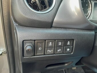 Suzuki Vitara 1.6 VVT 88KW AUT.Navi,Serviska 4x4 - 10