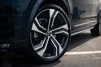 Volvo XC90 B6 - 221 KW // R-Design, AWD, benzín, kůže - 10