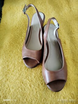 Troje boty vel.36 - 10