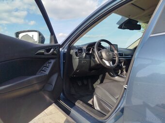 Mazda 3 Attraction 2,0 88 kw-Top stav, servis, tažné - 10