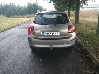 Toyota Auris 1.4 2009 - 10