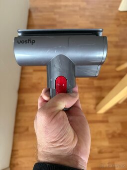 Dyson V11 Absolute, záruka - 10