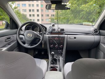 Mazda 3 BK - 10