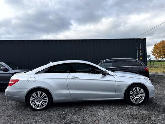 MERCEDES-BENZ E KUPÉ, 2.2 CDi, automat, skvělý stav - 10