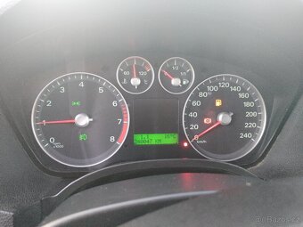Ford Focus C-Max - 10
