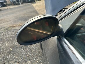 BMW E90 325i nahradni dily - 10