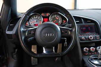 Audi R8 4.2 FSI V8 quattro R-tronic - 10