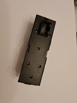 Vypínače svetiel a stahovanie okien pre ŠKODA a VOLKSWAGEN - 10