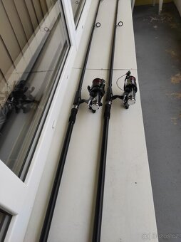 2ks rybářských dvoudílných prutů - 10